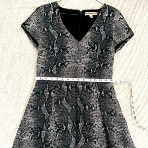 Banana Republic Heritage collection snake print A-line dress size 2 pre-loved